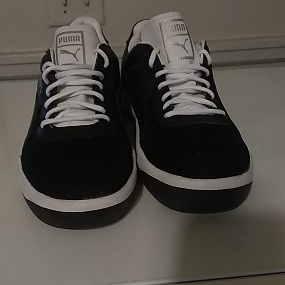 Puma - Picture 1 of 3